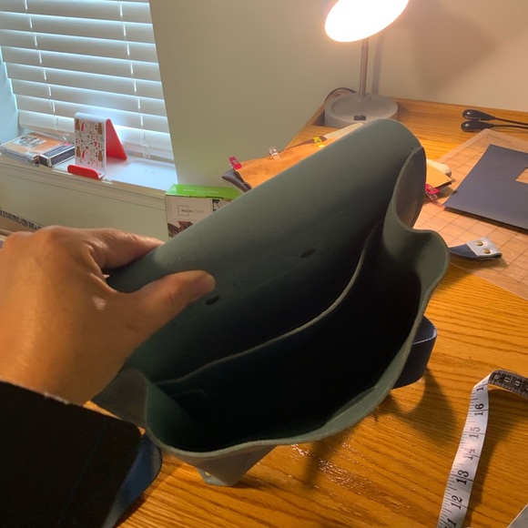 Elegant Blue Leather Women's Backpack - Picture 4 of 5